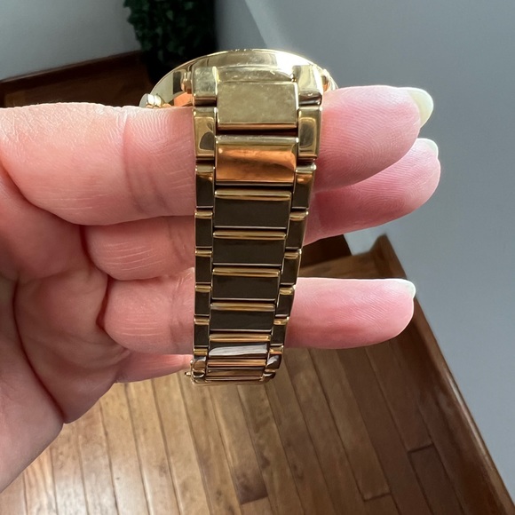 Michael Kors Gold Tone Watch - Picture 4 of 6